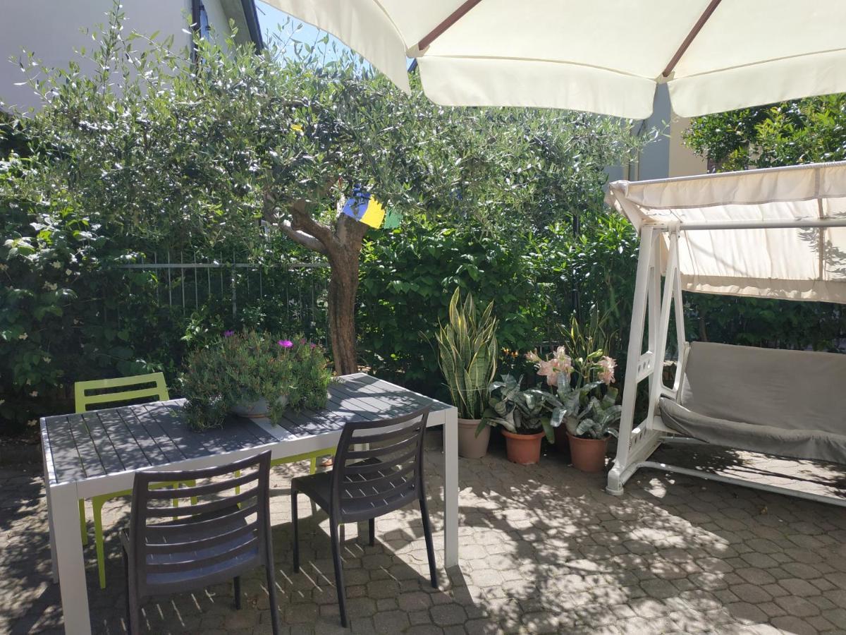Appartamenti Le 4 Sorelle Rimini Bagian luar foto