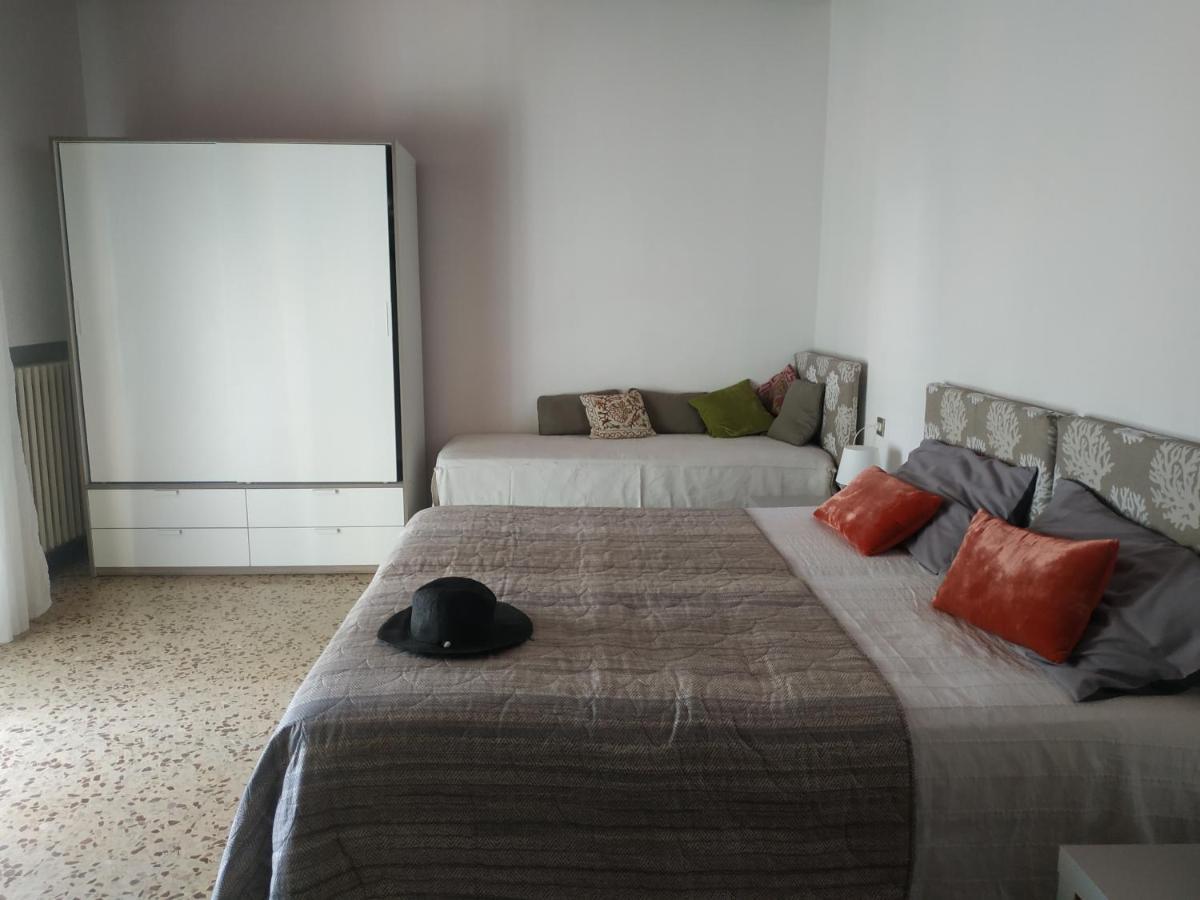 Appartamenti Le 4 Sorelle Rimini Bagian luar foto