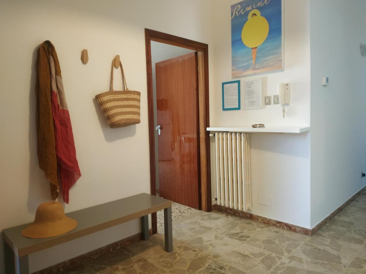 Appartamenti Le 4 Sorelle Rimini Bagian luar foto
