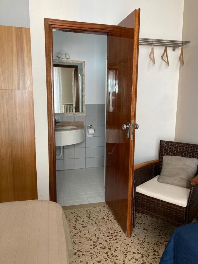 Appartamenti Le 4 Sorelle Rimini Bagian luar foto